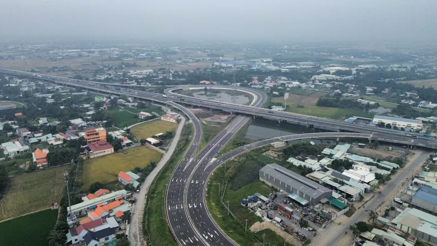 Tỉnh Long An thống nhất mở rộng cao tốc TP.HCM – Mỹ Thuận lên 8 làn xe 2