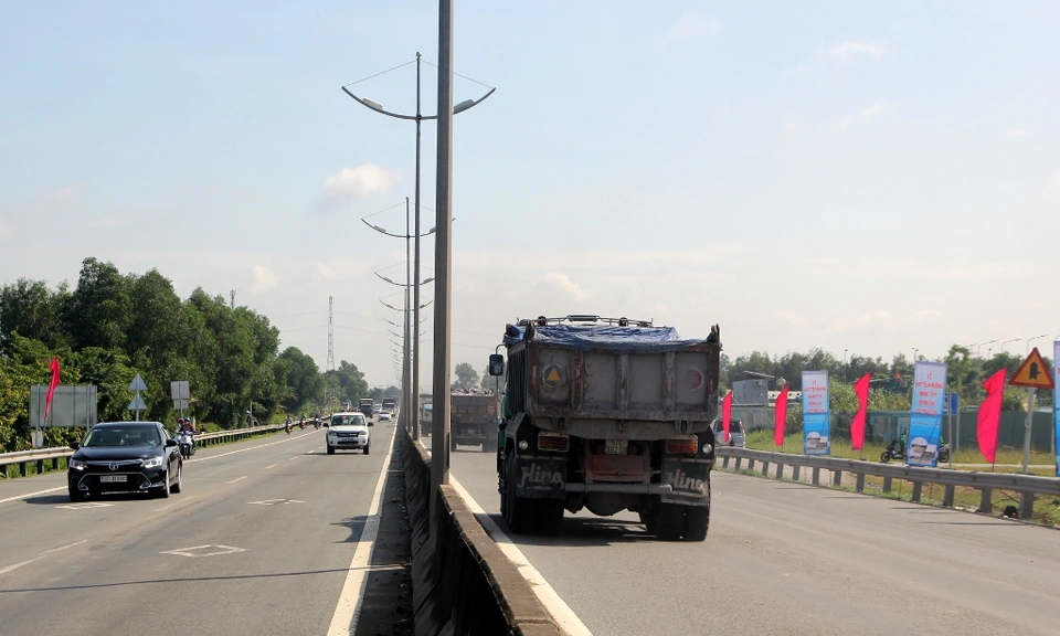 Hạ tầng: Một đoạn Võ Trần Chí