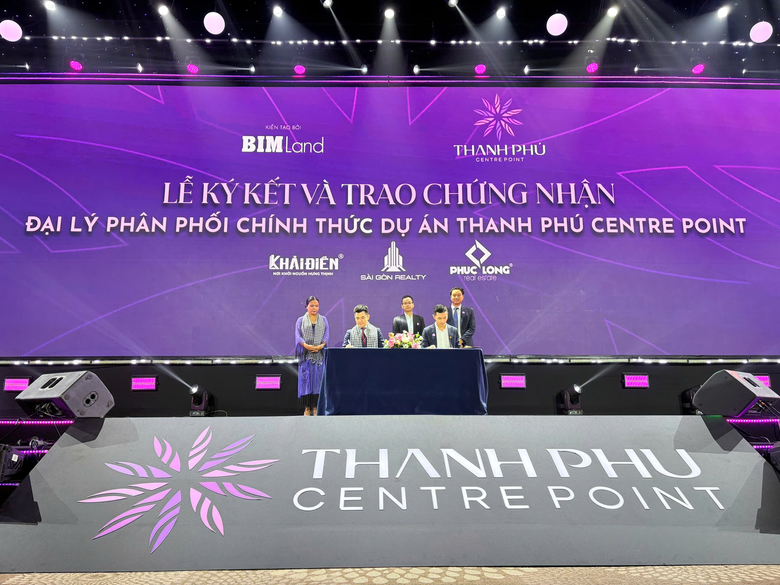 thanh phu centre point