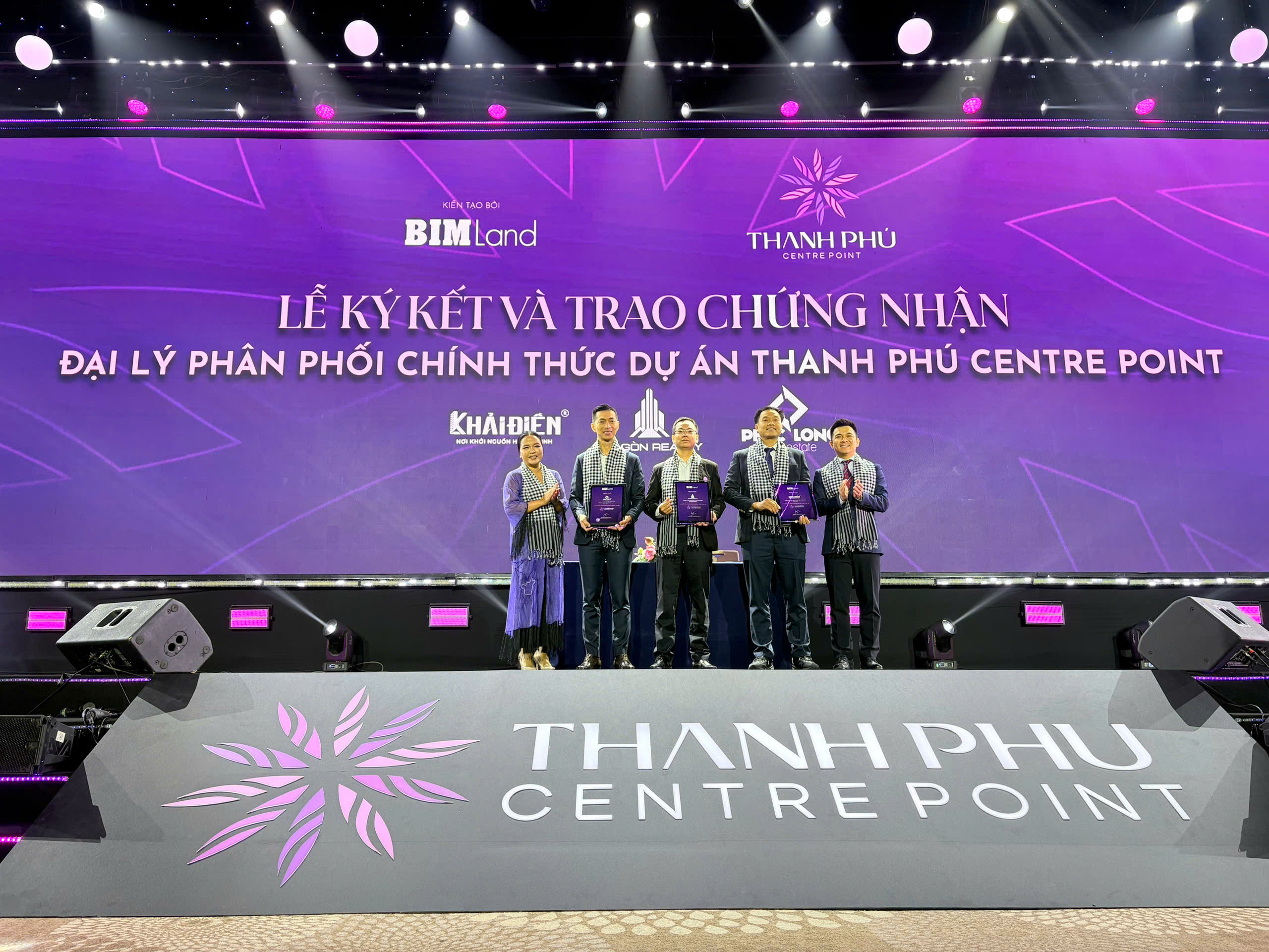 thanh phu centre point